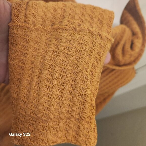 Free People Pumkin Orange Sweater. NWT. SIze Small. - Picture 2 of 11